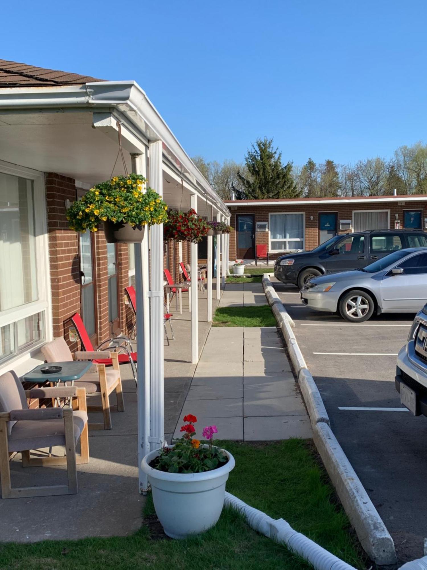 Orono Twin Oaks Motel מראה חיצוני תמונה